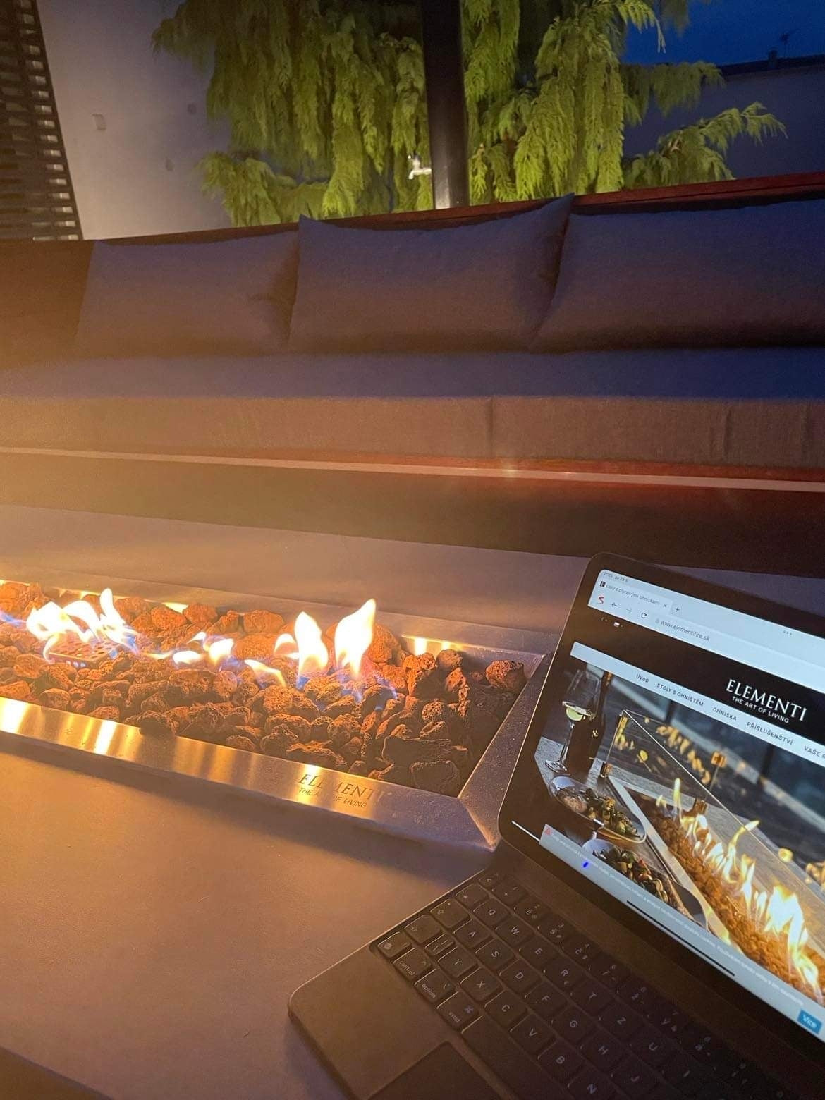 Granville - fire table