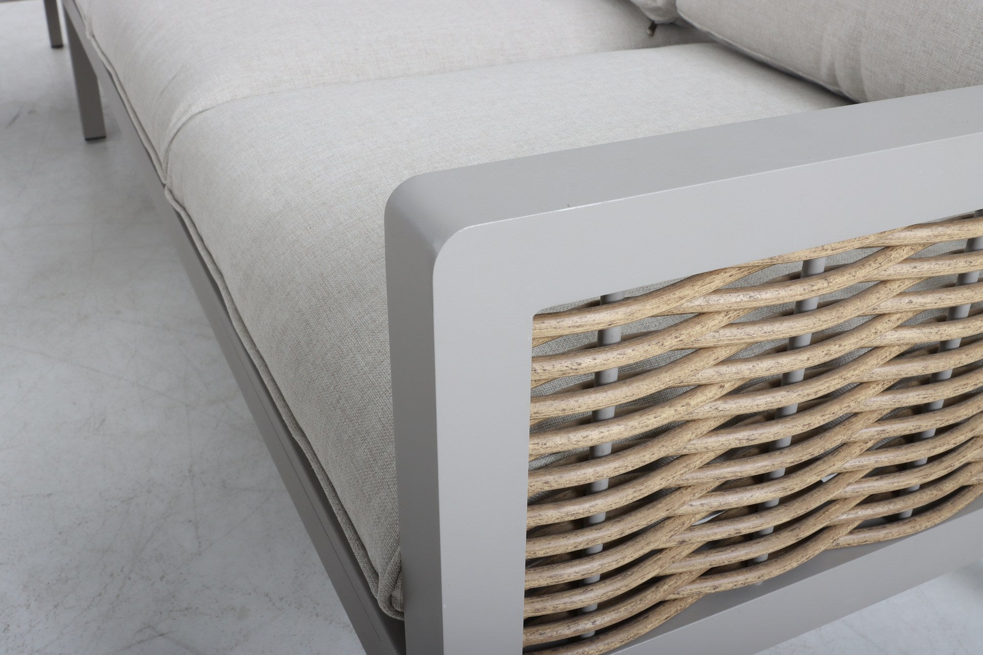 Hailey Eckbankgruppe mit höhenverstellbarem Tisch und Keramikplatte im Holzdekor