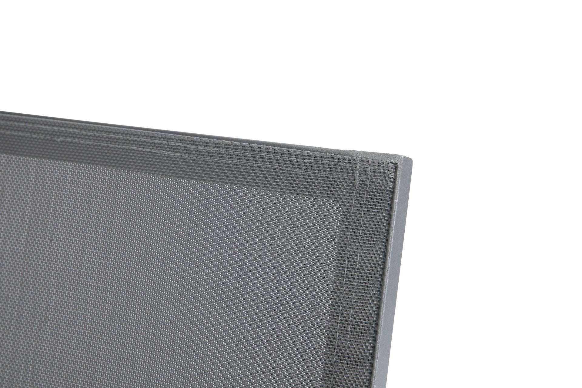 Die Kippliege Mac mit Aluminiumgestell in Anthrazit und Textilenspannung in Dunkelgrau. Ergonomisch, robust und perfekt für Garten oder Sauna. Jetzt online bestellen!