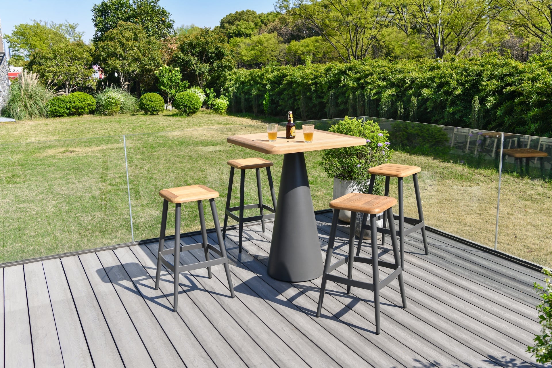 Bartisch Marie mit Teakholz Tischplatte natur und Aluminium Gestell anthrazit für Terrasse und Garten