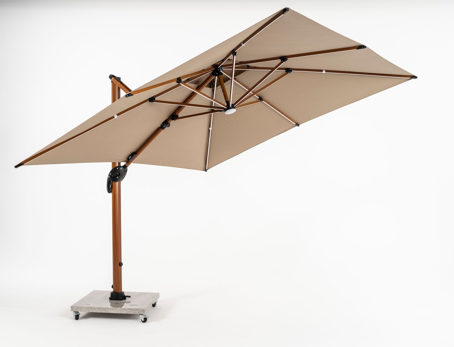 Ruffy Wood Pendelschirm 3x3 m in edler Holzoptik mit LED-Beleuchtung und fahrbarem Granitsockel für Terrasse und Garten