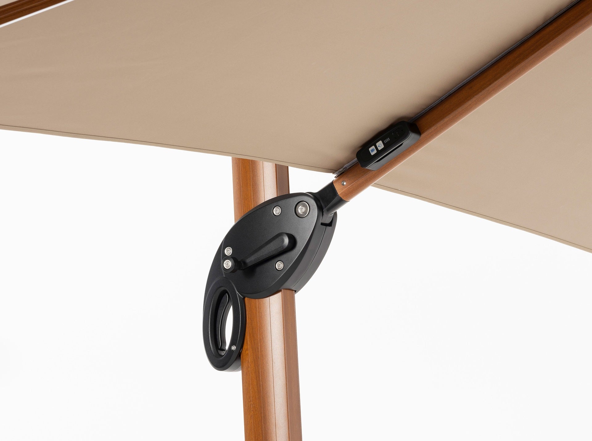 Ruffy Wood Pendelschirm 3x3 m in edler Holzoptik mit LED-Beleuchtung und fahrbarem Granitsockel für Terrasse und Garten