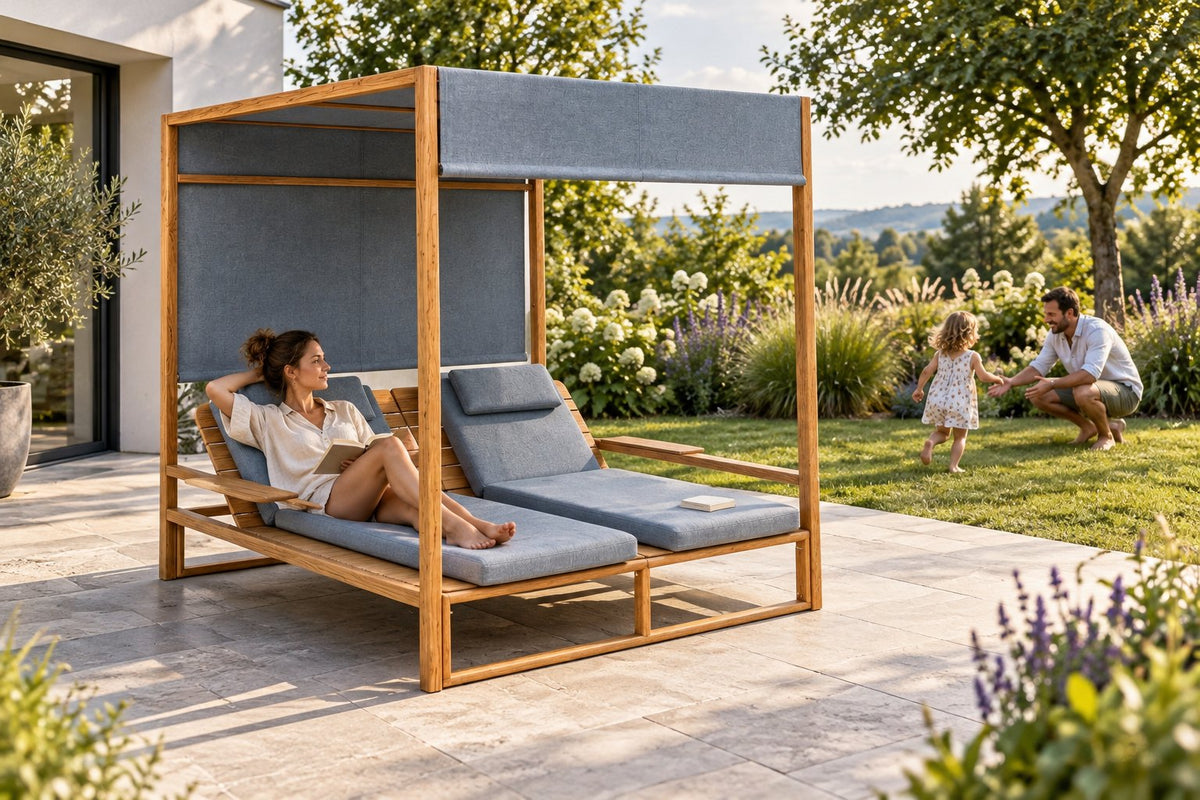 Billie Daybed mit zwei getrennt verstellbaren Rückenlehnen und Sonnendach im Garten