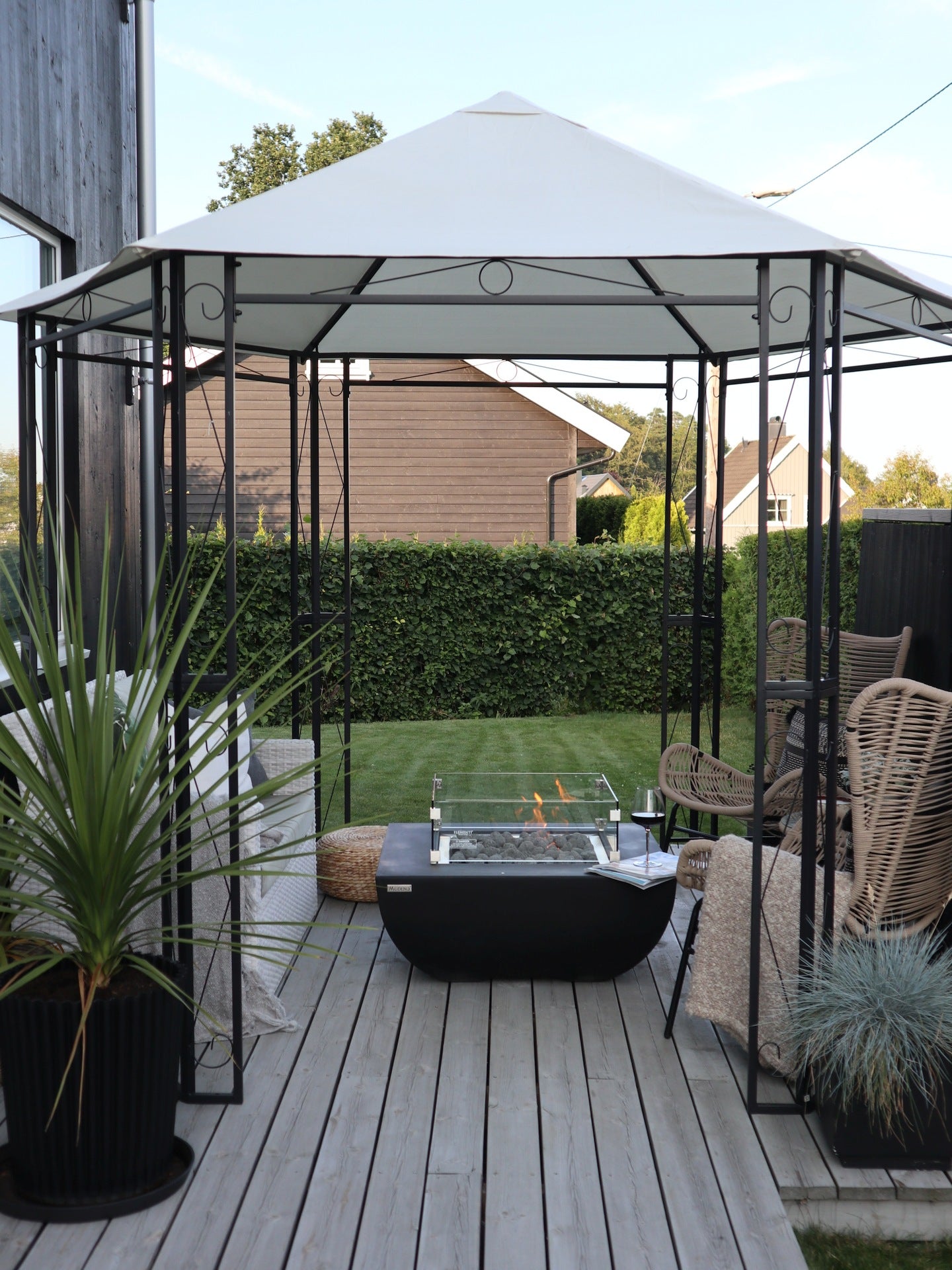 Aurora_Feuertisch_Outdoor_Garten_Gartenmoebelshop