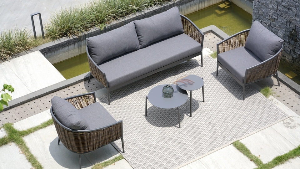 Brian Gartenlounge