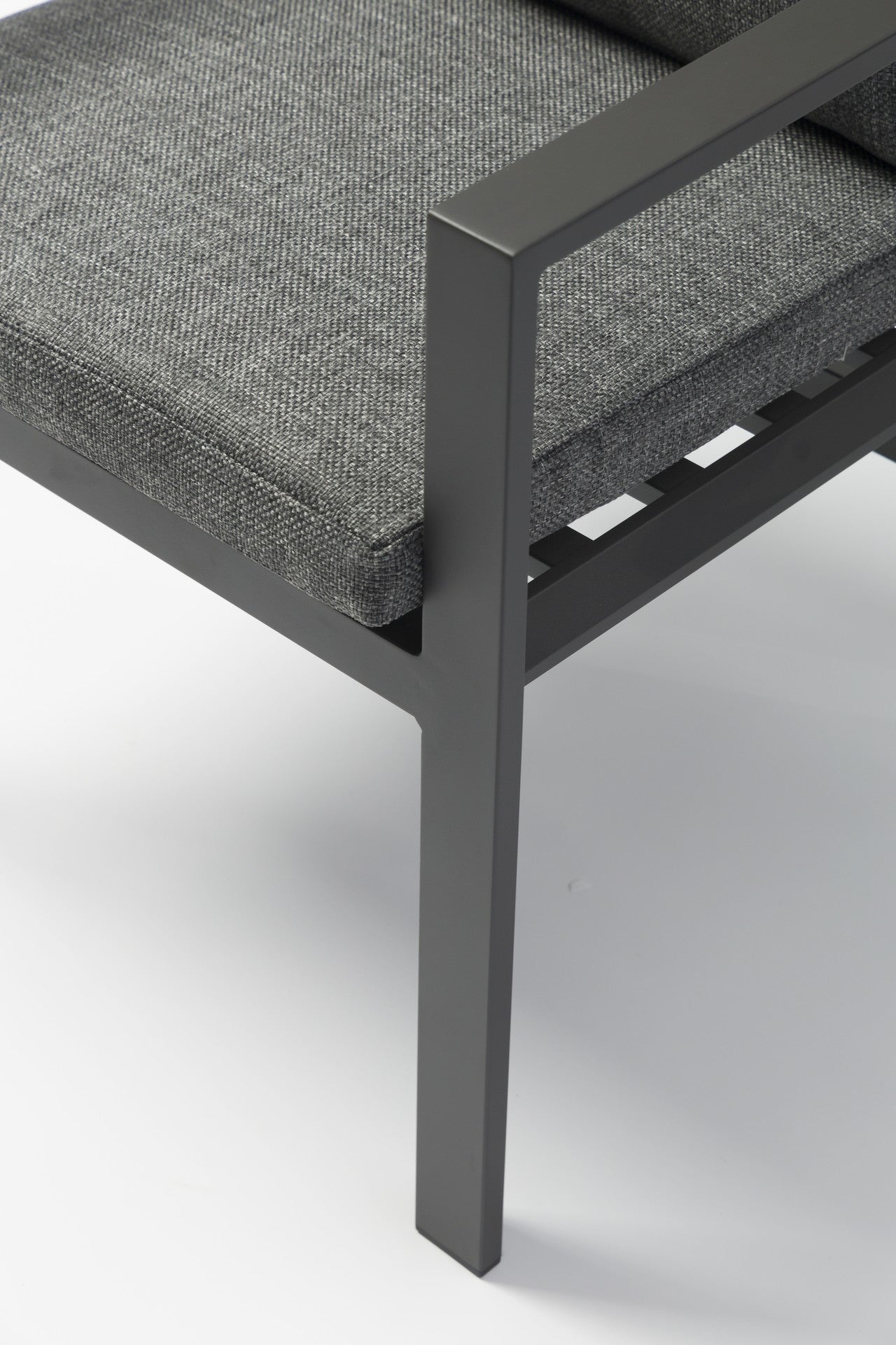 Nicosia Eckbankgruppe mit höhenverstellbarem Ausziehtisch und verstellbaren Rückenlehnen