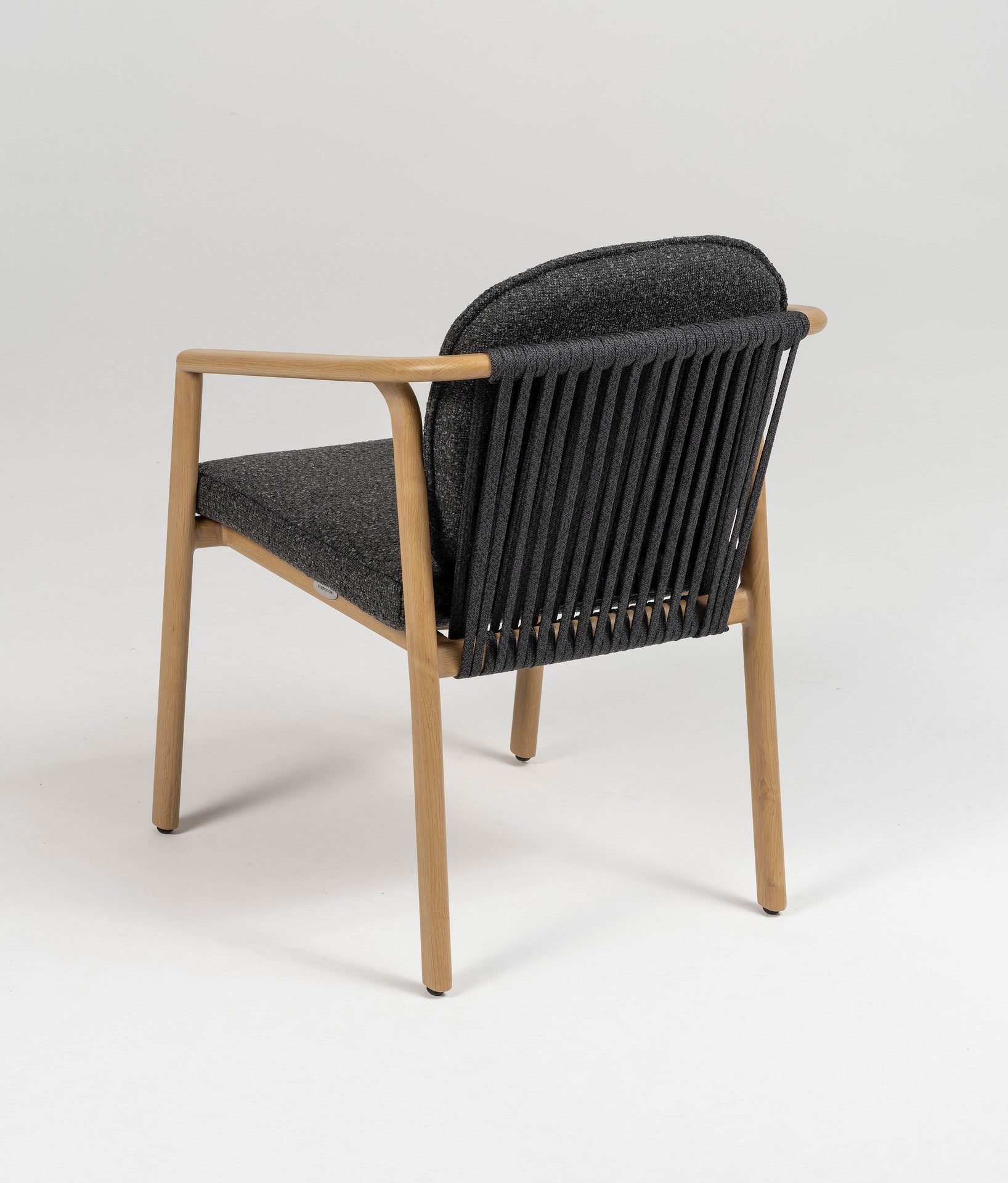 Olenna Gartenstuhl dunkelgrau mit Aluminiumgestell im Holzdekor, Textilschnur-Rückenlehne in Anthrazit und Sitzkissen für den Außenbereich