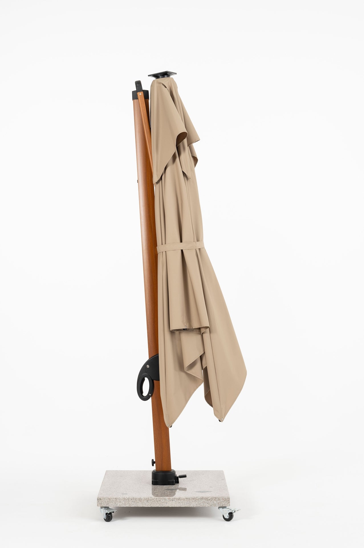 Ruffy Wood Pendelschirm 3x3 m in edler Holzoptik mit LED-Beleuchtung und fahrbarem Granitsockel für Terrasse und Garten