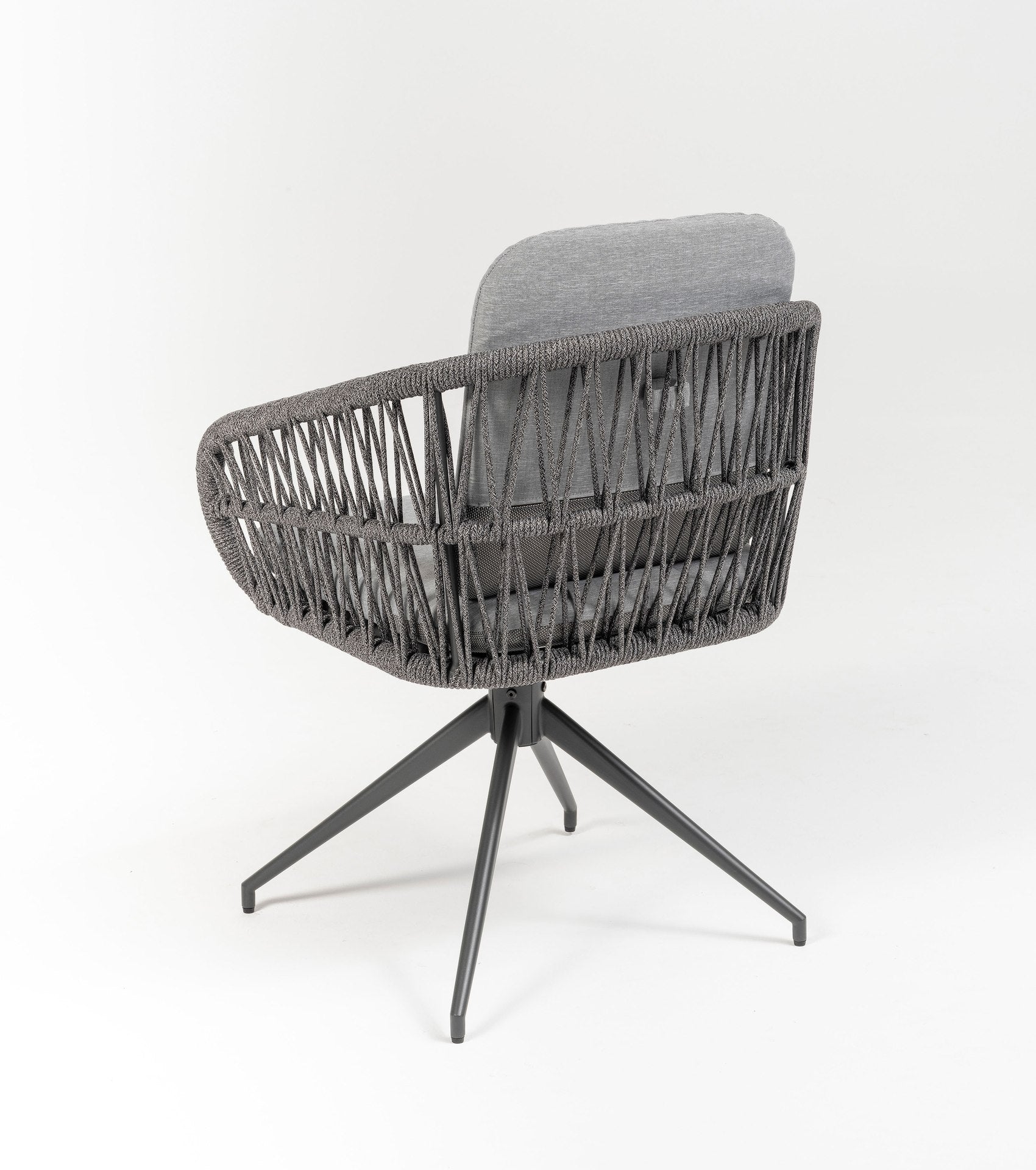 Serena drehbarer Gartenstuhl mit Aluminium-Spinnenfuß, Textilschnur-Sitzschale und grauen Sitz- und Rückenkissen für den Outdoor-Bereich