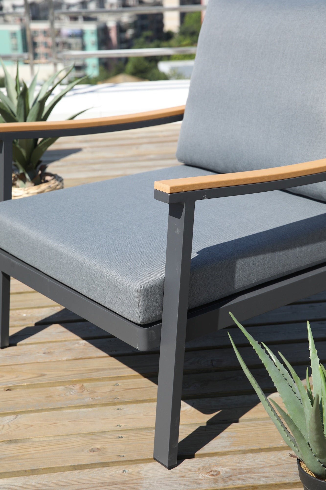 Graciella_Loungegruppe_Garten_Outdoor_Gartenmoebelshop