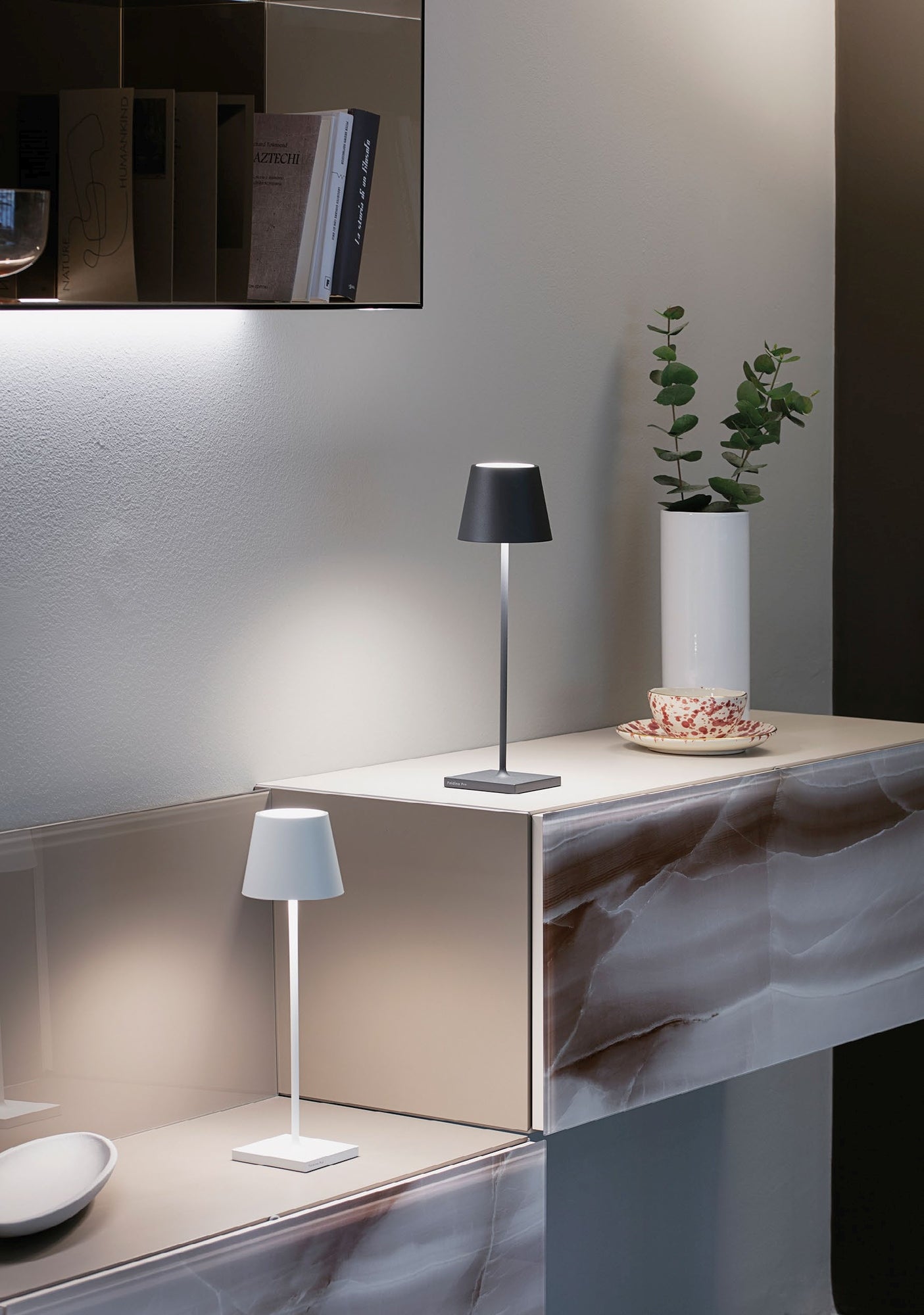 Poldina table lamp